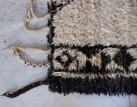 Beni Ouarain Rug B05