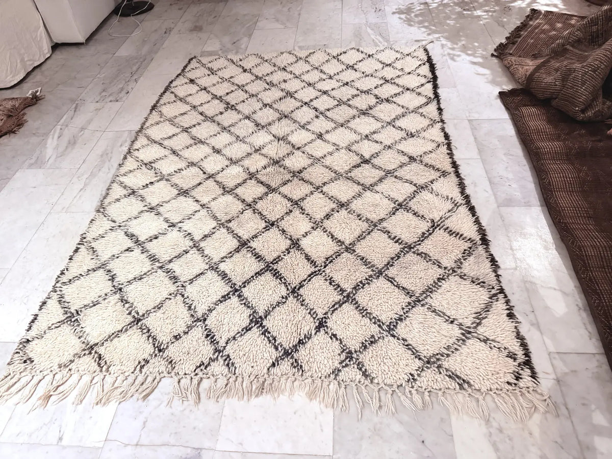 Beni Ouarain Rug (B07) — 1